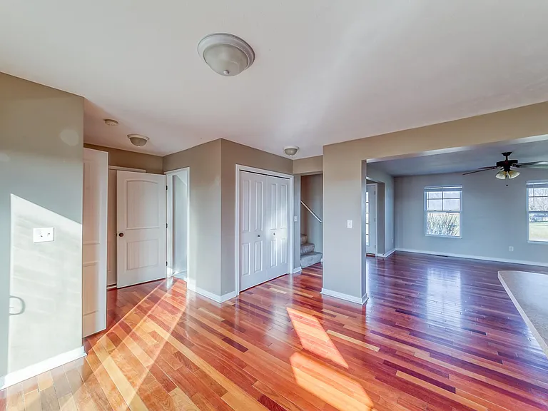 6918 Peninsula Dr NE — Photo 8