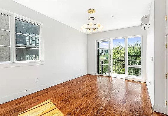 2nd image of 420 E 134th St #304
