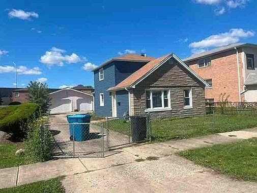 3rd image of 14526 S San Francisco Ave