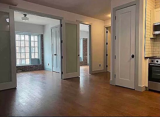 2nd image of 64 Brooklyn Ave #2B