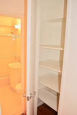 Rented by Keller Williams NYC | media 6