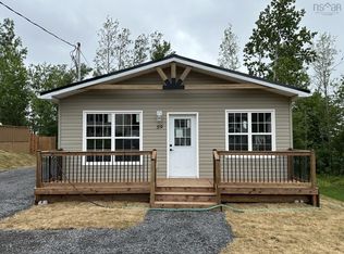 59 14th St, Trenton, NS B0K 1X0