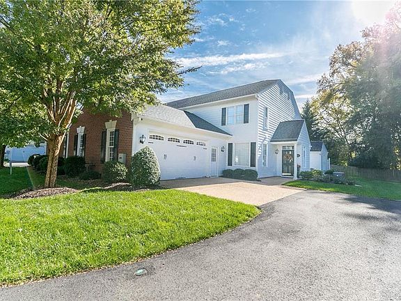 2nd image of 10035 Berry Pond Ln