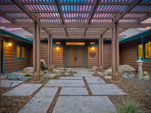 14825 Midland Rd, Poway, CA 92064