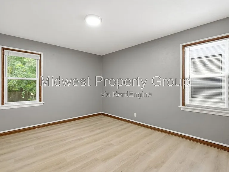 249 S Hartnett Ave — Photo 13