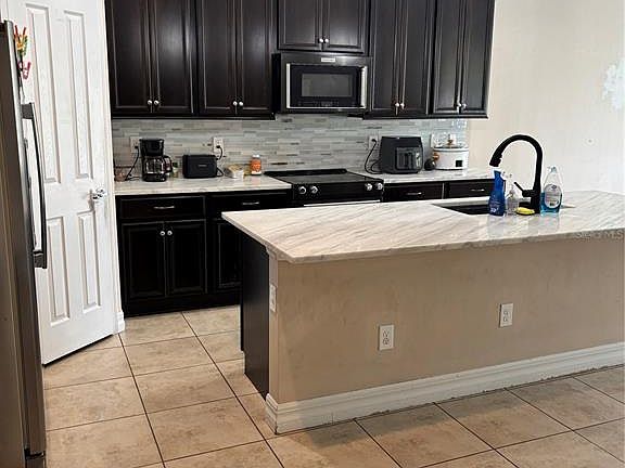 4th image of 4866 68th Street Cir E