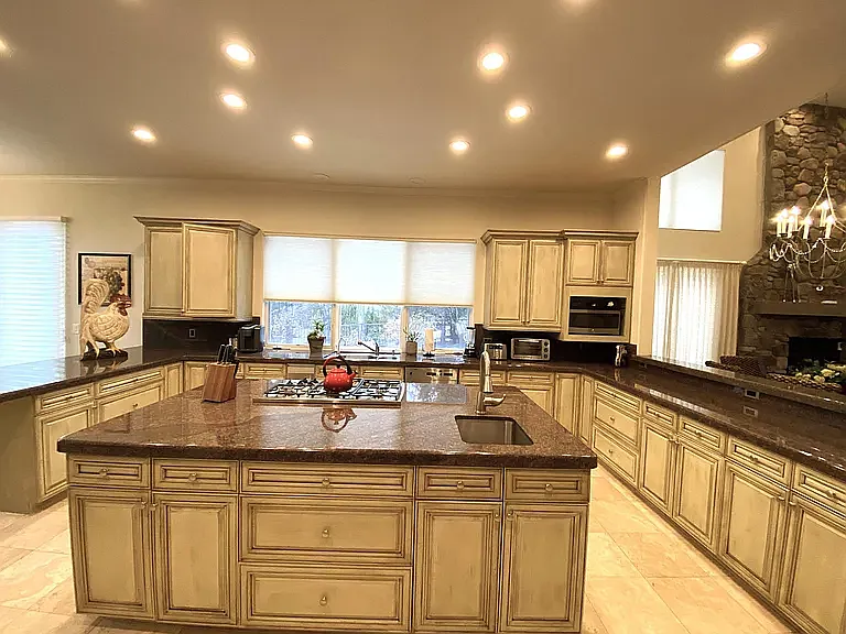 5820 Strasbourg Ct — Photo 11