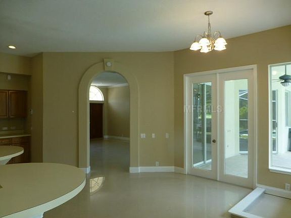 4th image of 5157 Loquat Ct