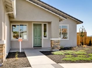 1798 W Summer Blossom Way, Hanford, CA 93230