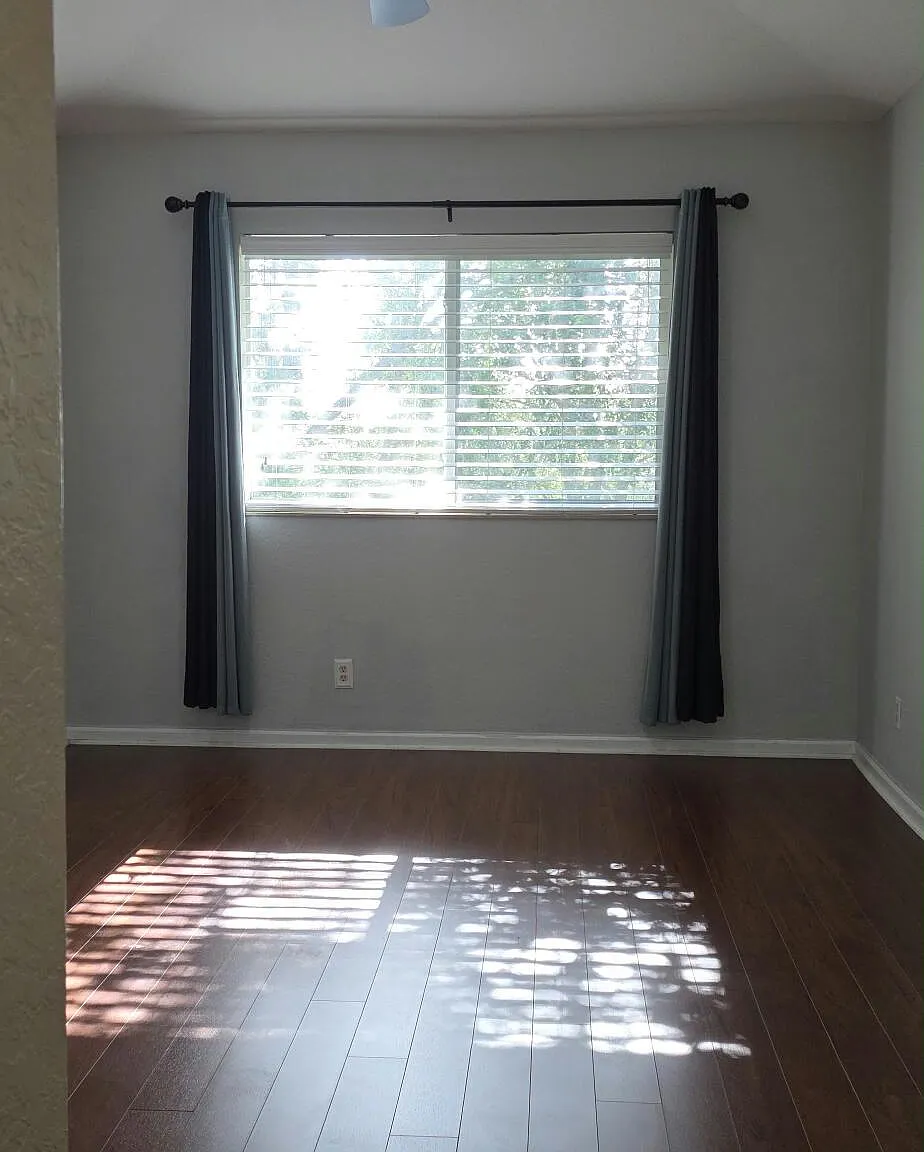 4 bed, 2.5 bath, 1872 sqft, $3,250 — Photo 2