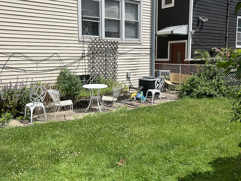 4242 N Damen Ave #1 — Photo 17