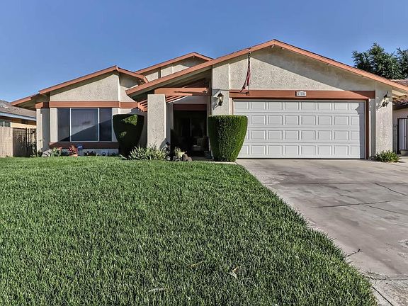 3rd image of 13152 Clipper Dr