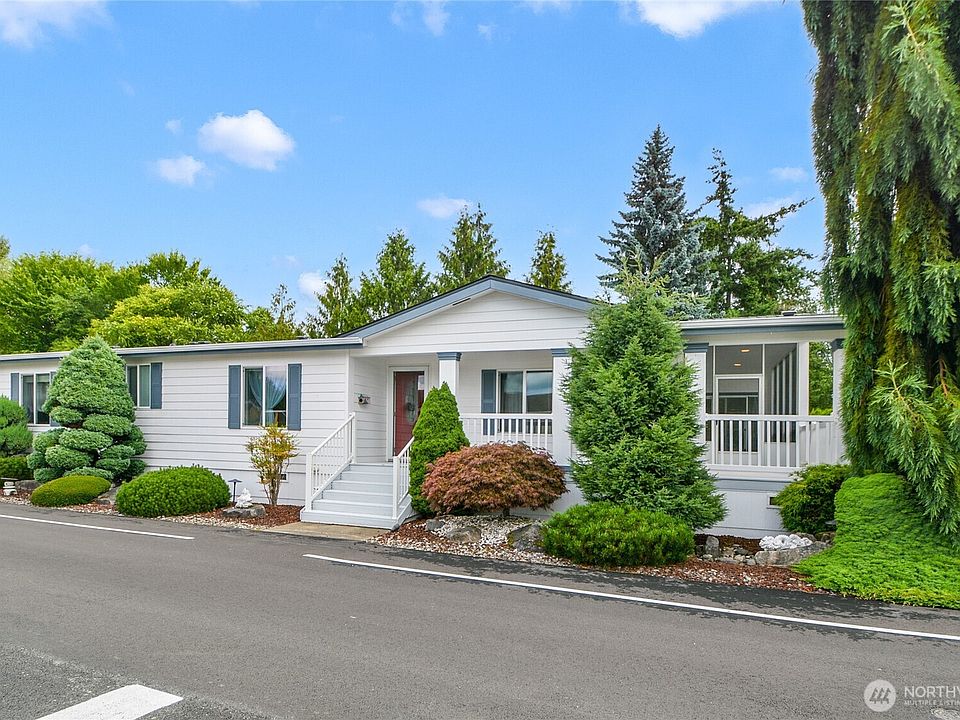 1st image of 14727 43rd Avenue NE #16