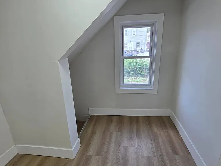 49-51 Rosehill Pl #1 — Photo 10