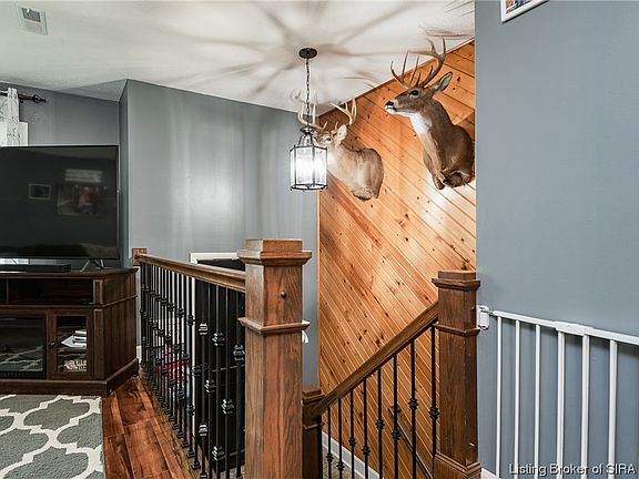 4th image of 1191 Driftwood Drive NE