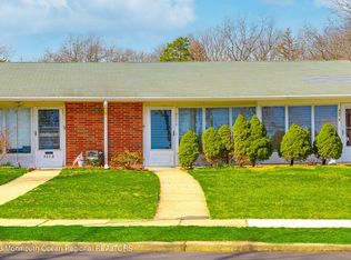 433C Picardy Ct, Lakewood, NJ 08701