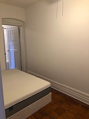 2nd image of 137 W 81st St APT 8