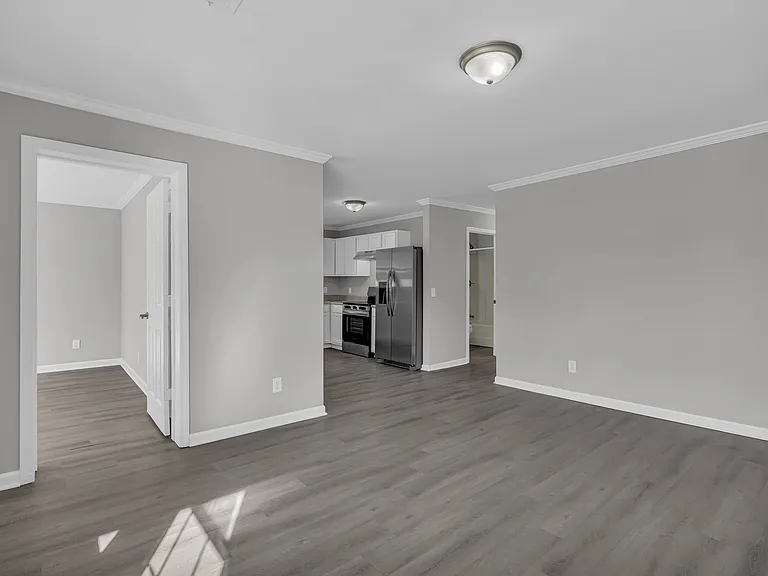 1040 Thomasville Estates Way SE — Photo 11