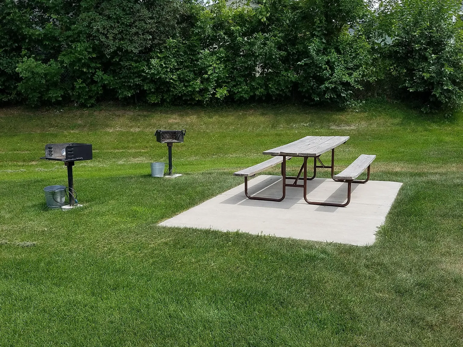 Briar Oaks Apartments — Photo 4
