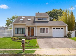 20 Deer Run Drive N, Barnegat, NJ 08005