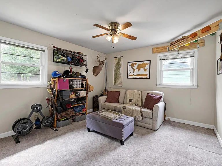 4824 Stafford Dr — Photo 16