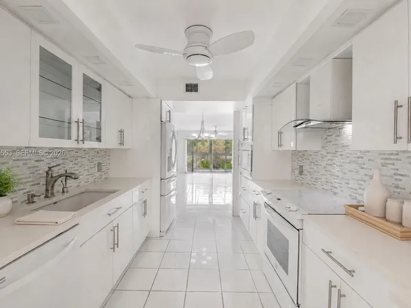 12601 SW 13th St APT 315G, Pembroke Pines, FL 33027