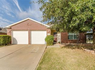 1700 White Feather Ln, Fort Worth, TX 76131