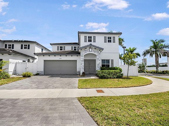 2nd image of 21189 SW 127th Ct
