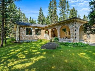 63 N Wolf Dr, Redwood Meadows, AB T3Z1A3