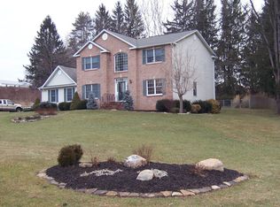 25 Rolling Hills Way, Port Murray, NJ 07865