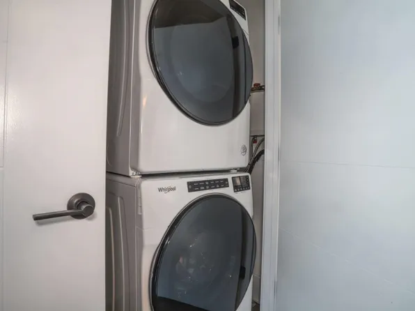 32 Oakland Avenue image 31 of 32