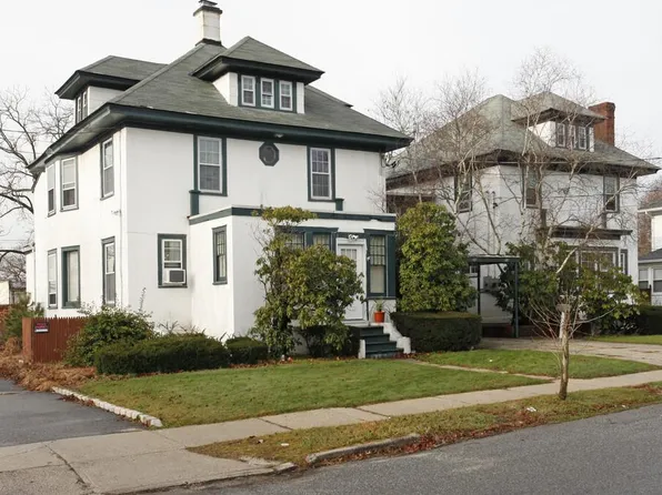 20-22 Bay Shore Avenue, Bay Shore, NY 11706