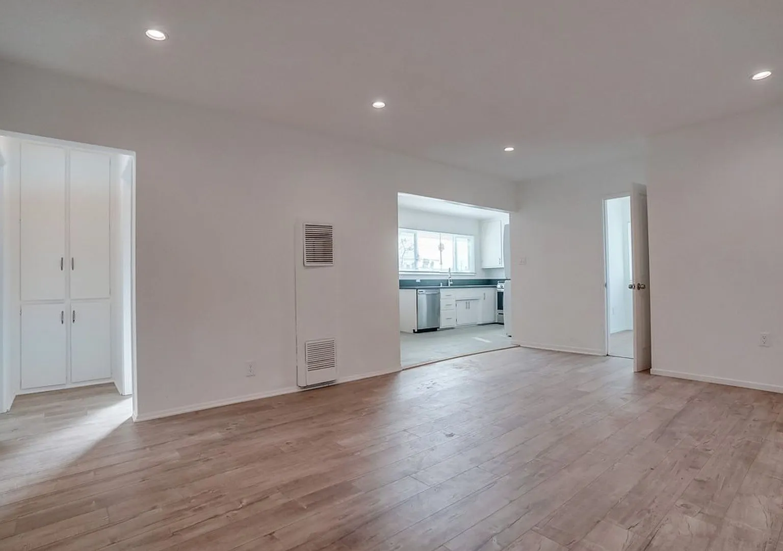 629 Hardin Drive — Photo 2