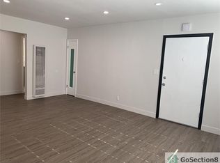 1458 S Cloverdale Ave APT 4, Los Angeles, CA 90019