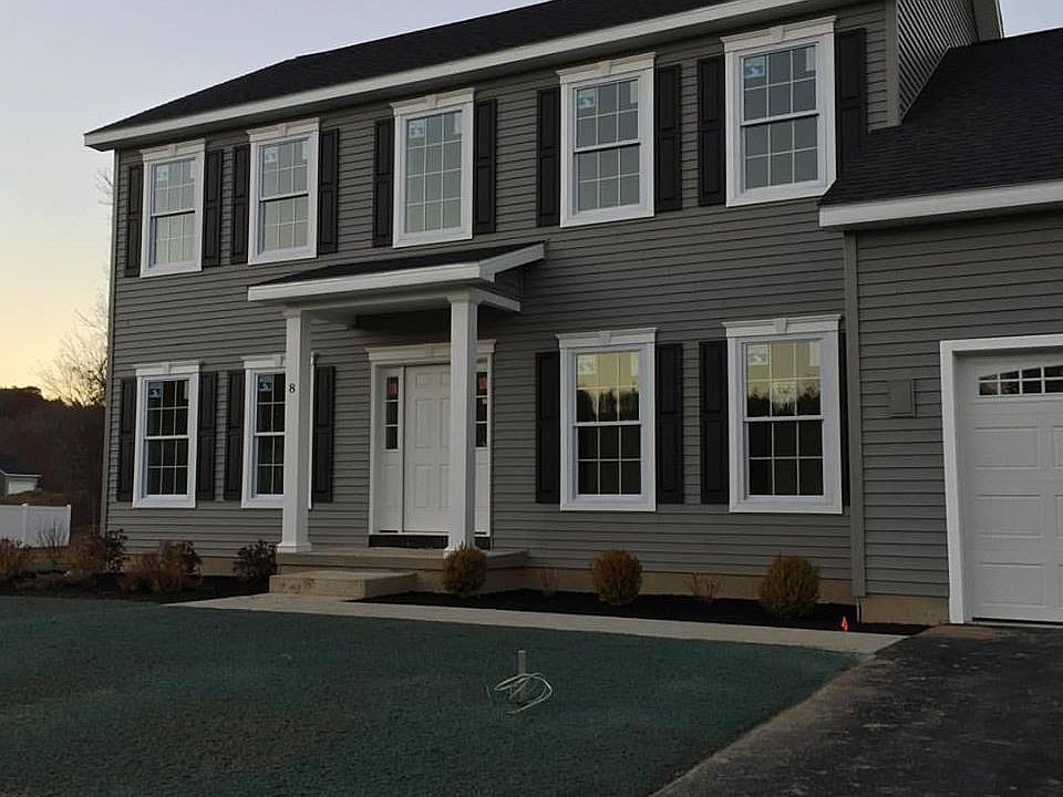 1st image of 8 Jennifer Ct