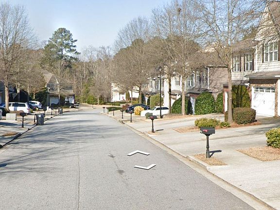 2nd image of 1700 Tailmore Ln