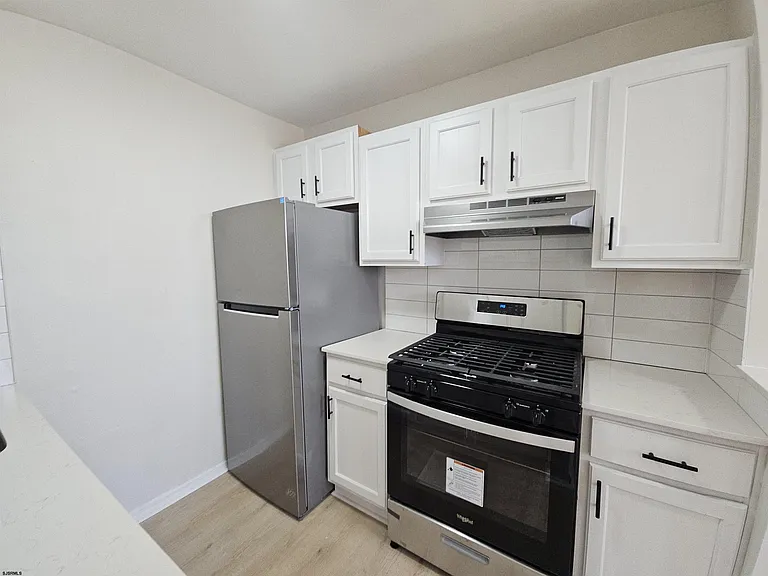 2201 Murray Ave — Photo 12