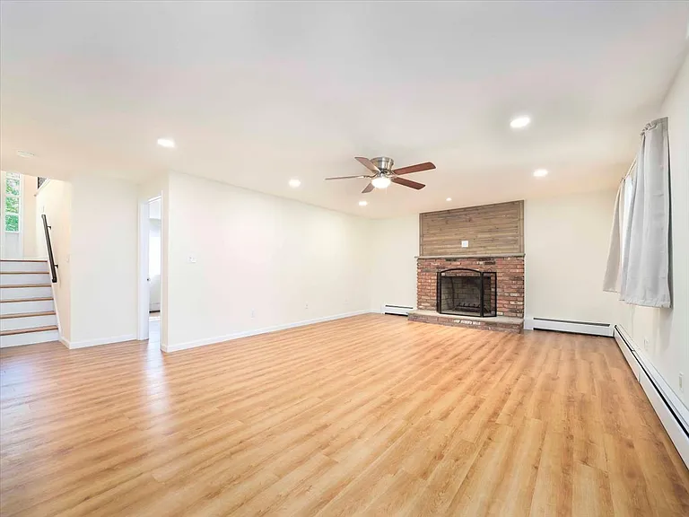 5 Dorchester Ave — Photo 20