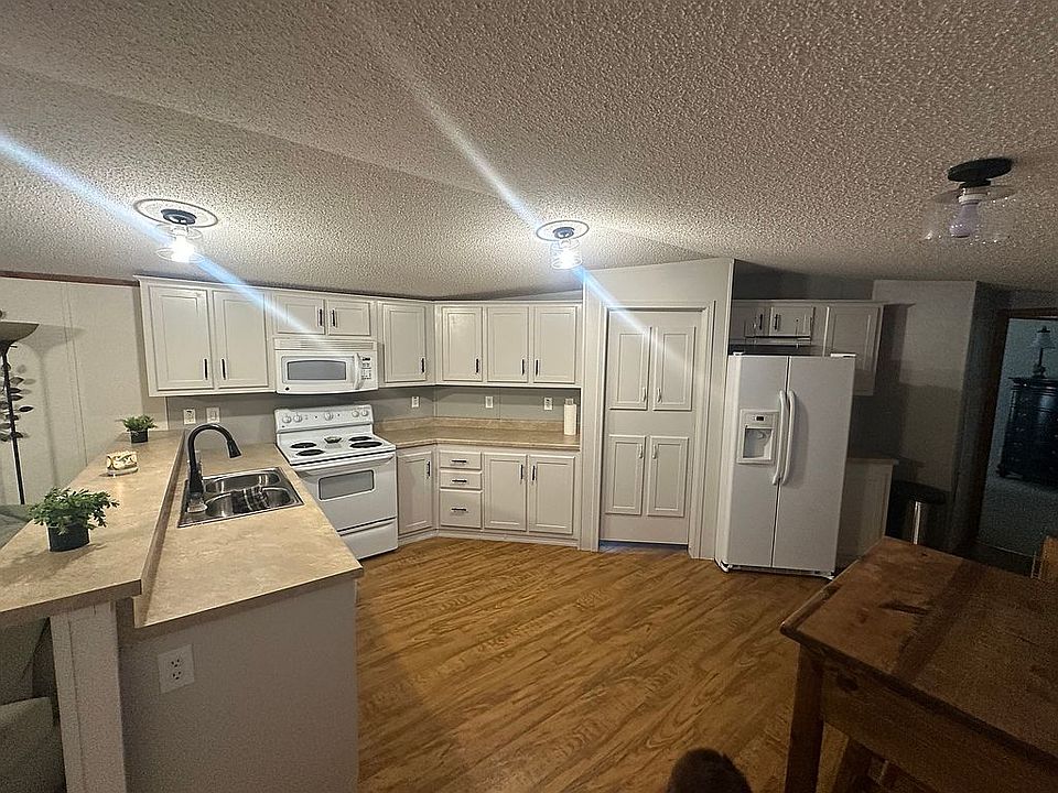 1st image of 512 Mill Creek Resort Rd #34