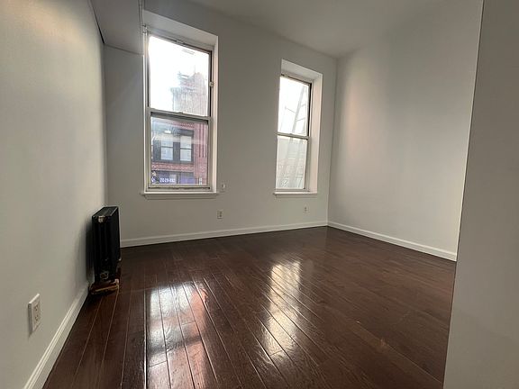 2nd image of 54 Elizabeth St APT 12