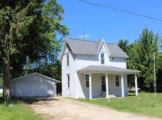 416 Highland St, West Concord, MN 55985