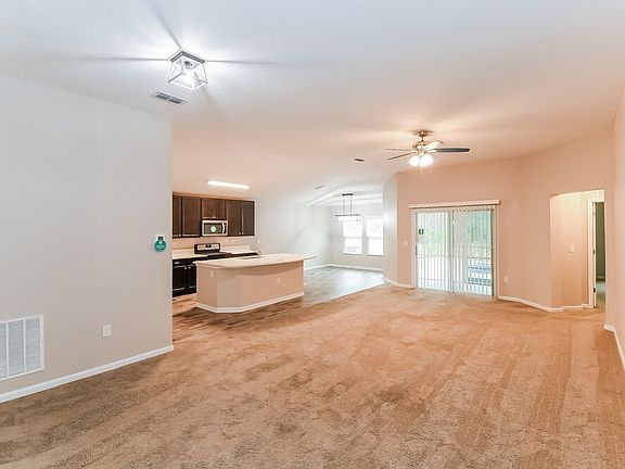 4th image of 134 Birdfield Ct