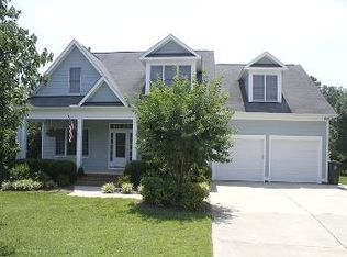 616 Canon Gate Dr, Cary, NC 27518