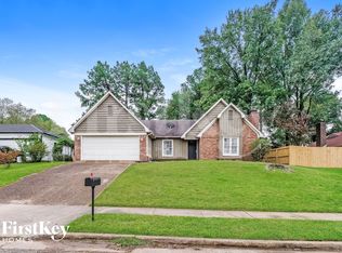 6715 Valley Bend Dr, Memphis, TN 38141