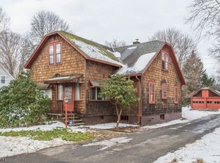 9 Lloyd Ave, Branchville, NJ 07826