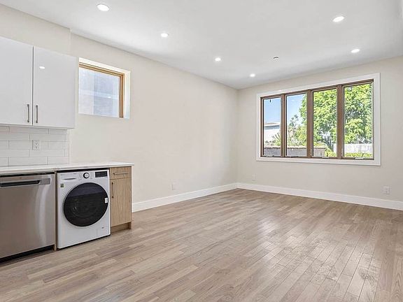 3rd image of 26-28 18th St #3F