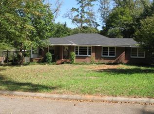302 Cherokee Cir, Griffin, GA 30224