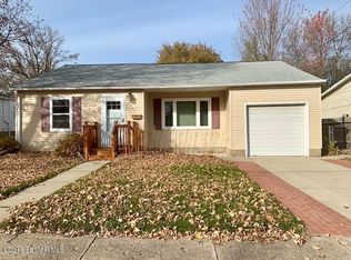1405 Sheridan St, Albert Lea, MN 56007