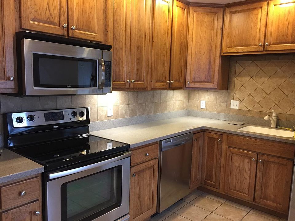 314 Marclare St, Dixon, IL 61021 Zillow