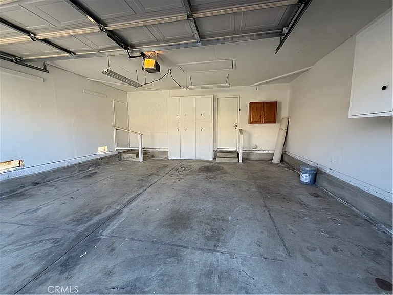 1756 Parkview — Photo 27